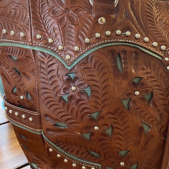 📍SOLD American West “Lady Lace” Tooled Leather Tote - Picture 9 of 16